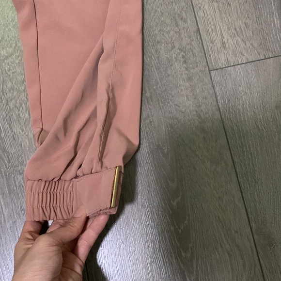 Pink pants. Jogger like. Size small - Picture 2 of 4